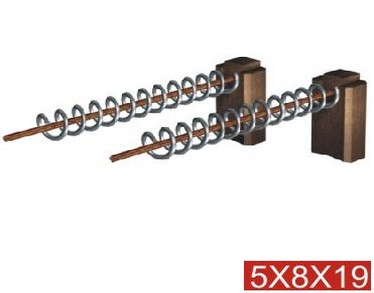 25618