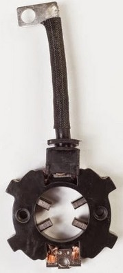 31563