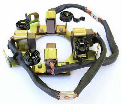 32105